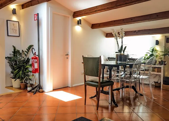 Panorama Guest House Frühstückspension 3*