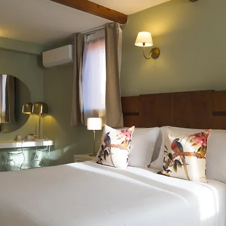 Panorama Guest House 3*